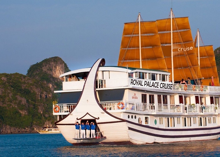 Hà Nội - Hạ Long + Du thuyền Royal Palace Cruises 2N1Đ